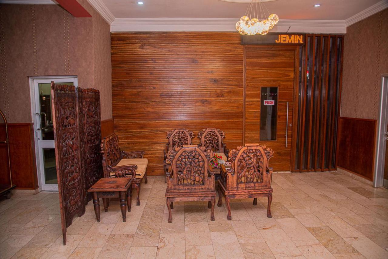Mahogany Hotel And Suites Ibadan Eksteriør bilde